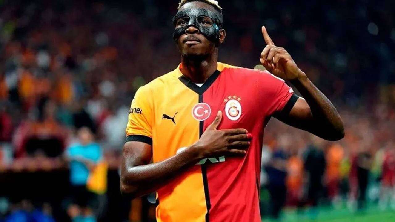 Galatasaraylı Victor Osimhen'i korkutan kaza: 8 aylık hamile sevgilisi hastaneye kaldırıldı! 5